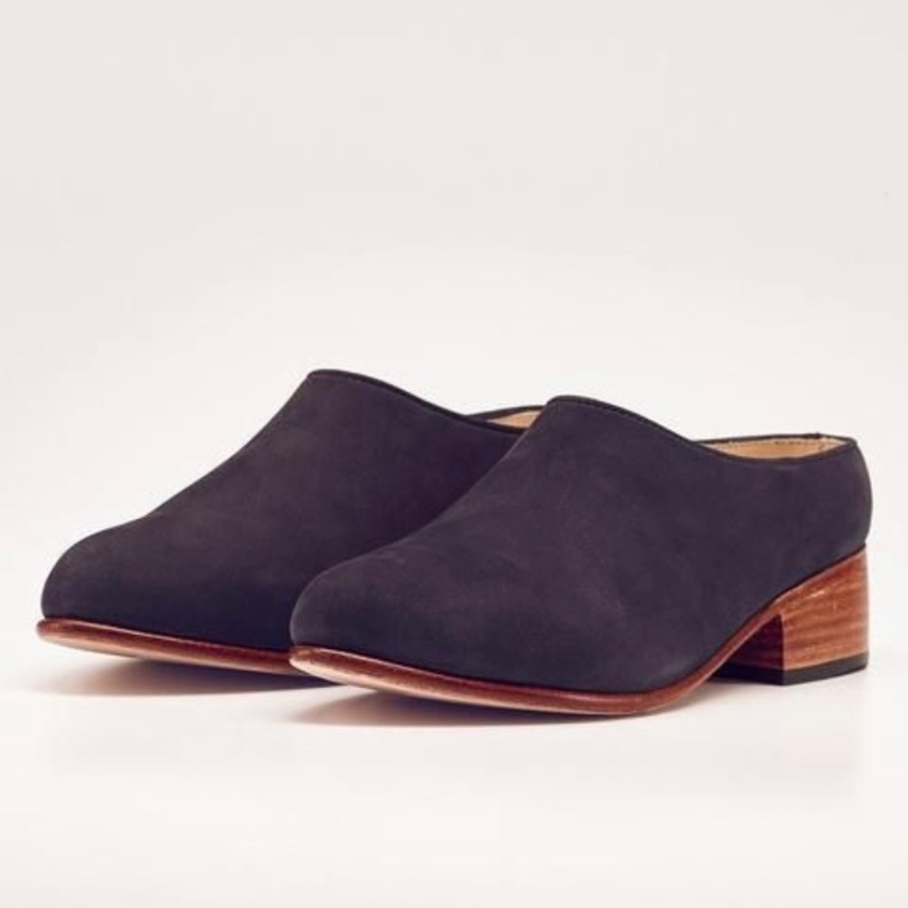 NISOLO SOPHIA INDIGO BLUE LEATHER NUBUCK BLOCK-HEEL SLIP-ON MULES. SzUS6/EU36